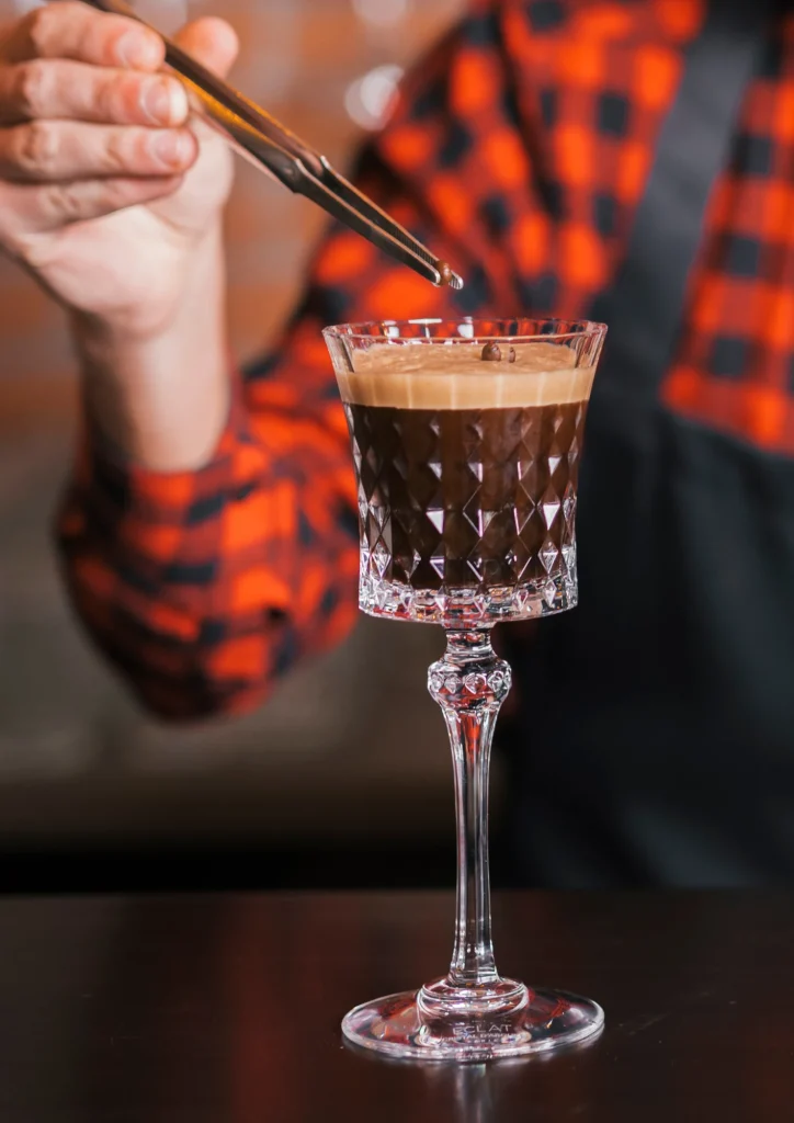Best Chocolate Martini Recipe, Classic & Easy | 5 Minutes Chocolate Martini